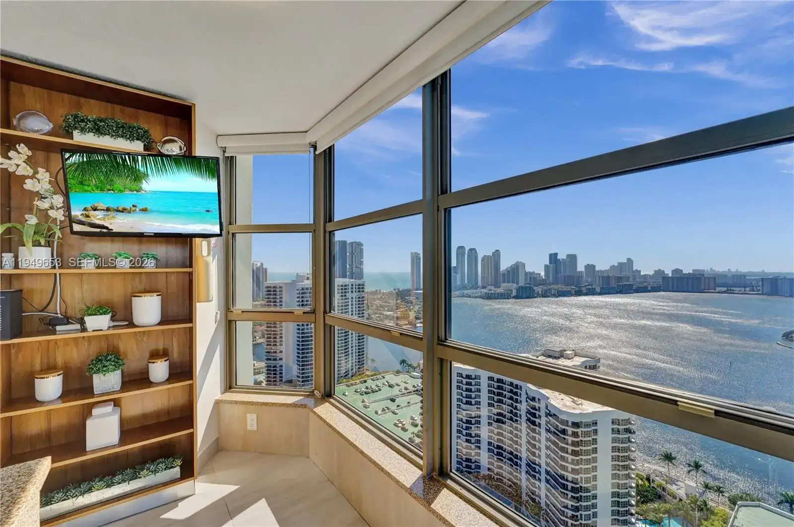 3500 Mystic Pointe Dr # 3601, Aventura FL 33180 photo 2
