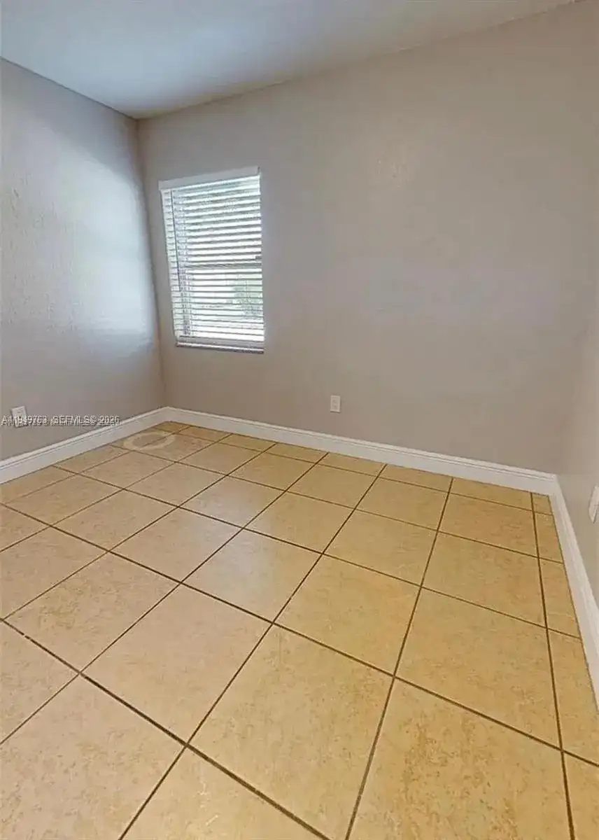 14001 Oak Ridge Dr, Davie FL 33325 photo 3