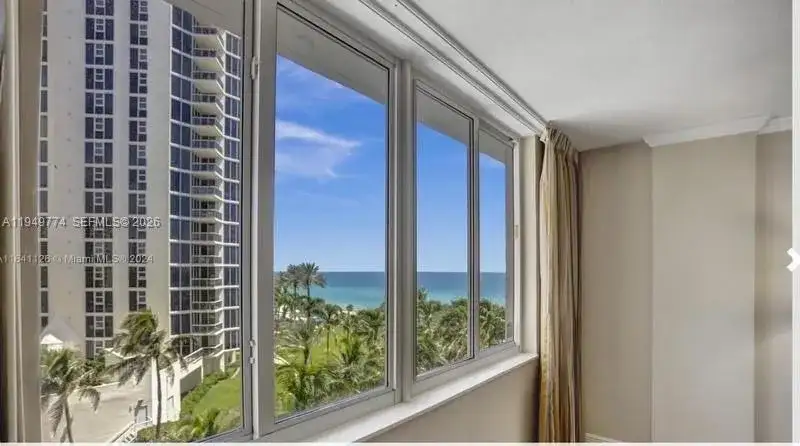 19201 Collins Ave # 422, Sunny Isles Beach FL 33160 photo 2