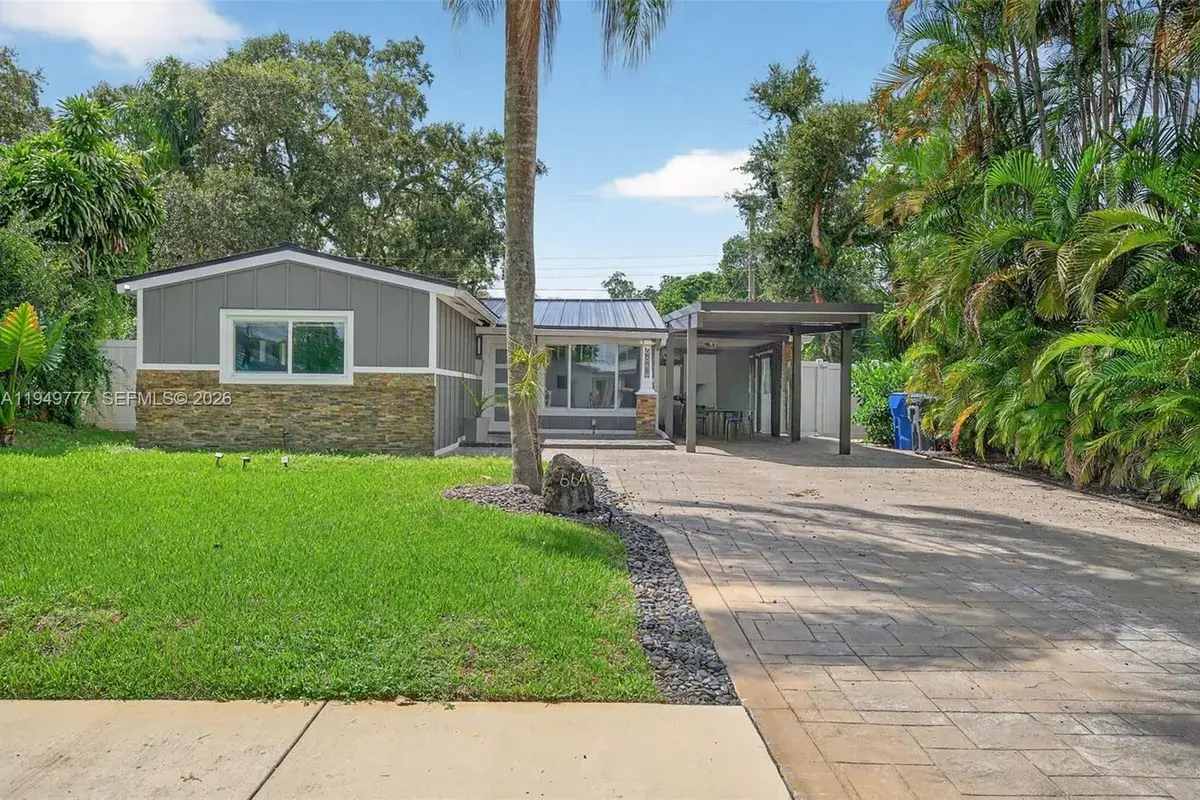 6640 Douglas # 0, Hollywood FL 33024