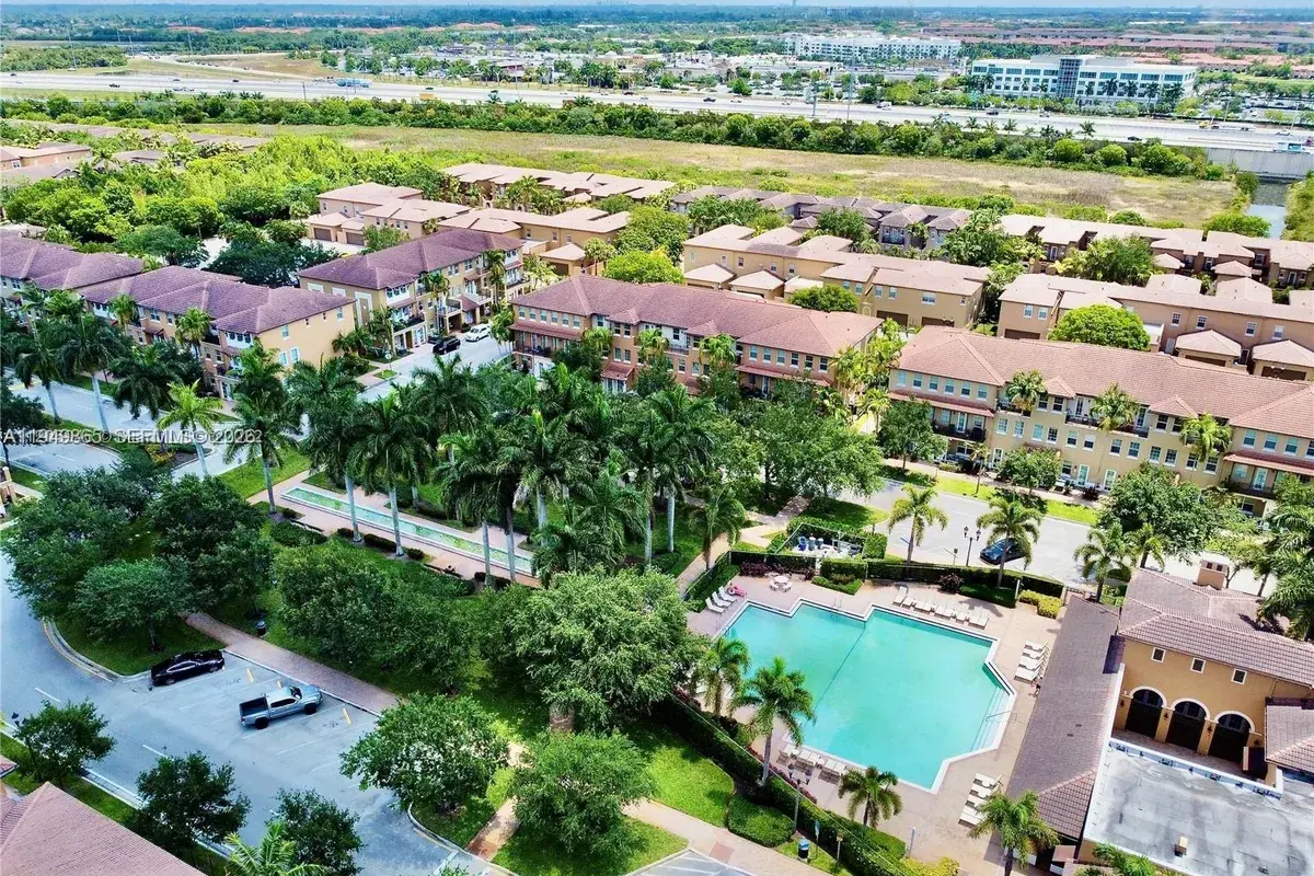 14615 SW 14th St # 14615, Pembroke Pines FL 33027