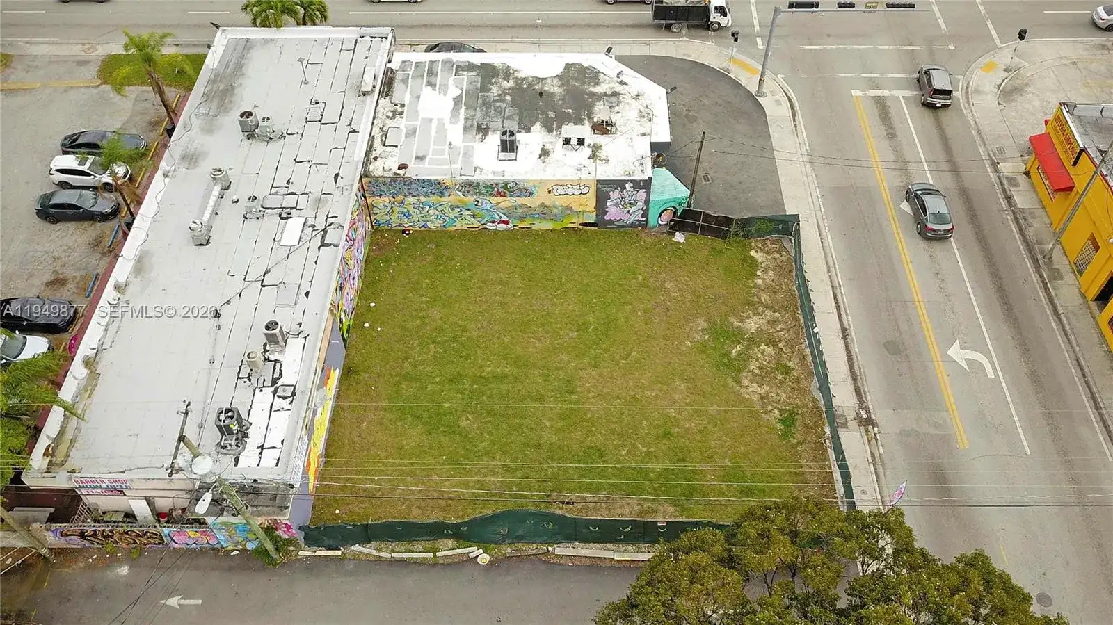 2219 NW 28th St, Miami FL 33142 photo 5