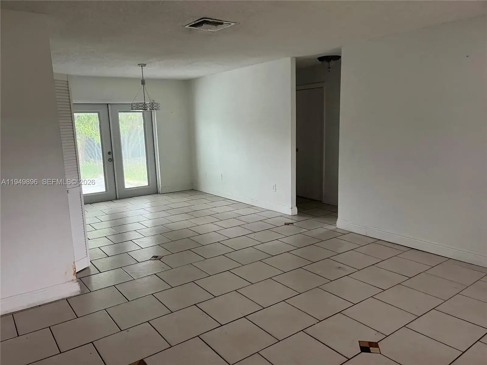 14841 SW 71st St, Miami FL 33193 photo 2