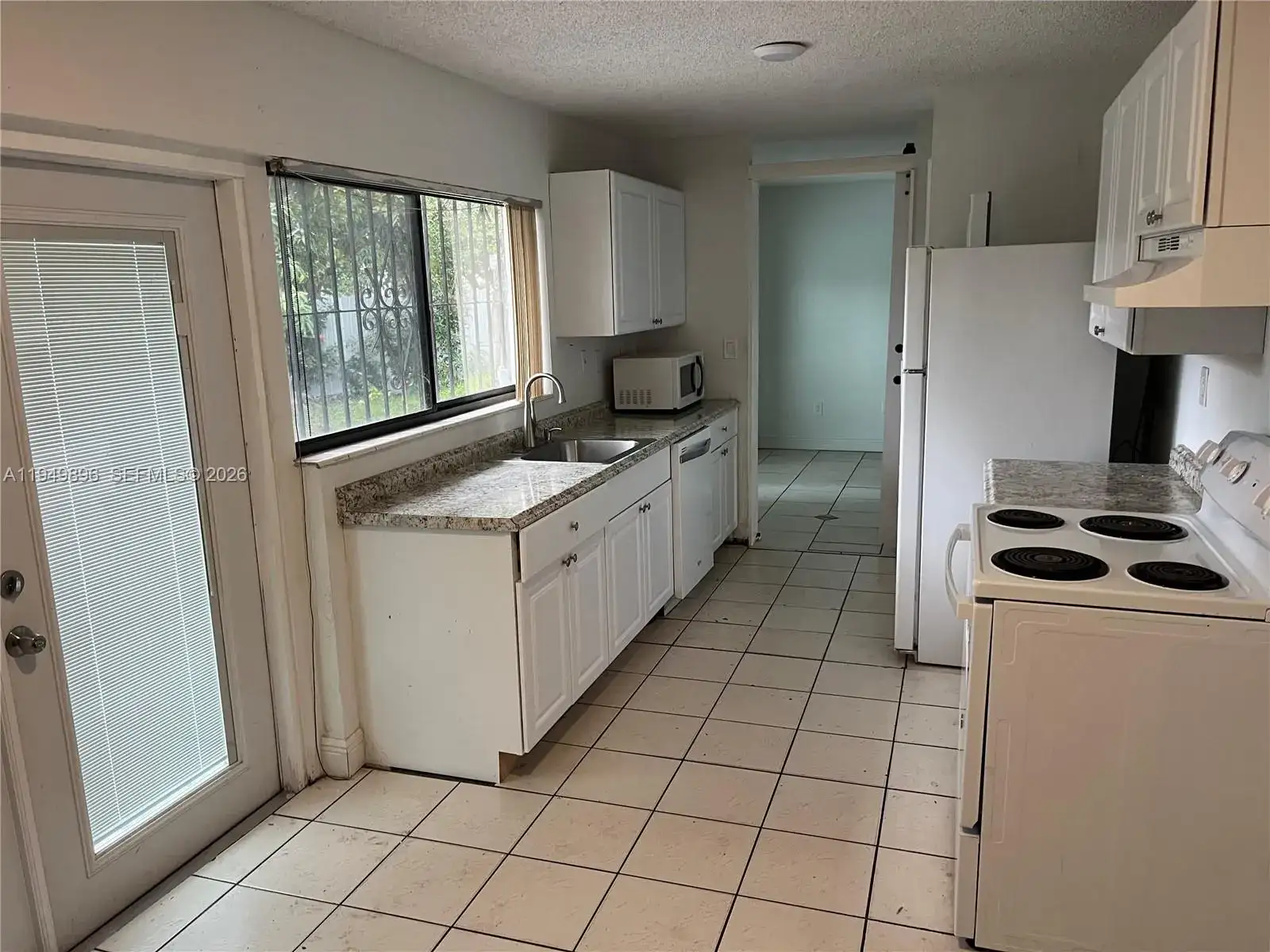 14841 SW 71st St, Miami FL 33193 photo 3