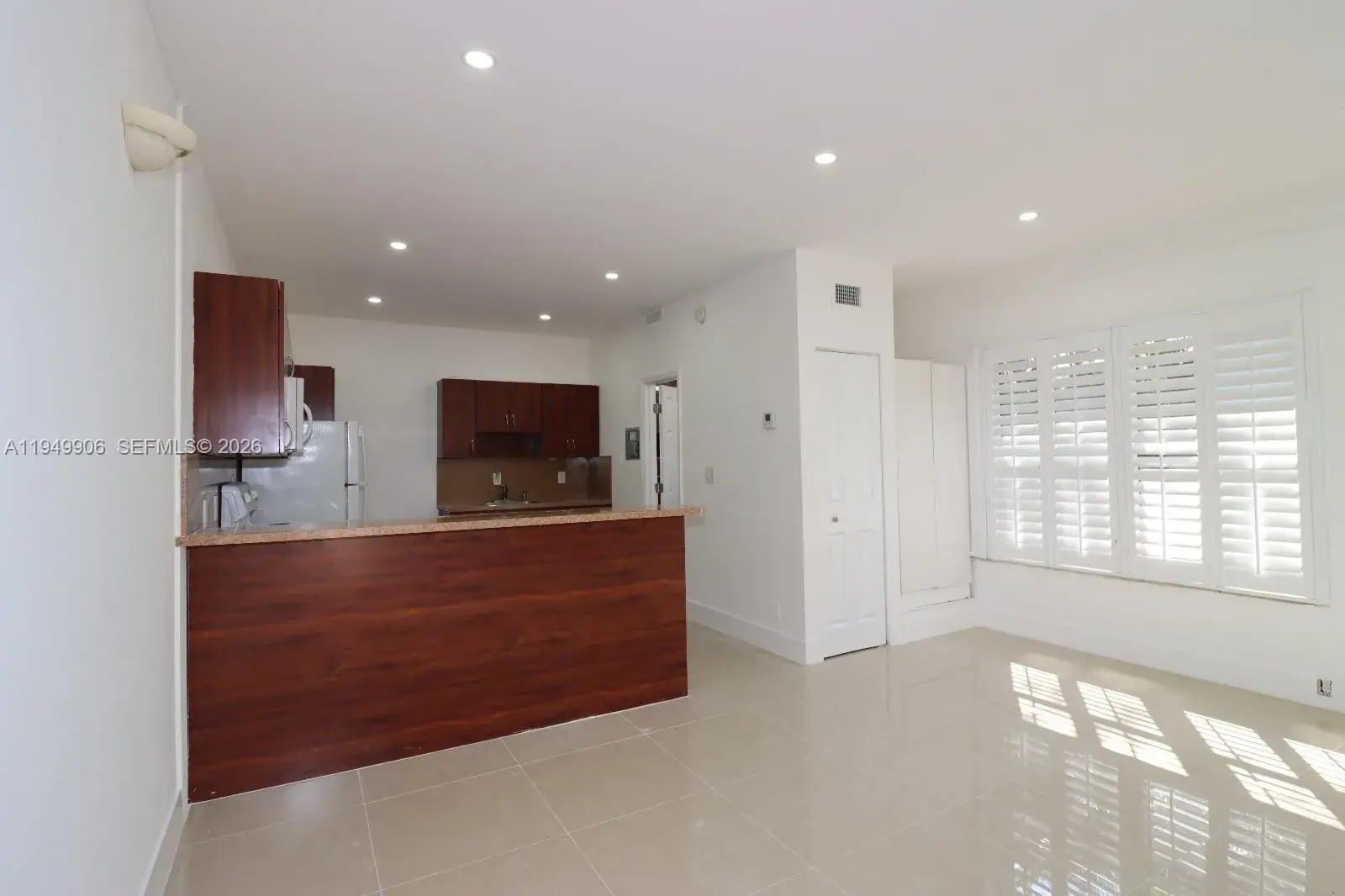 2806 Taylor St # D, Hollywood FL 33020