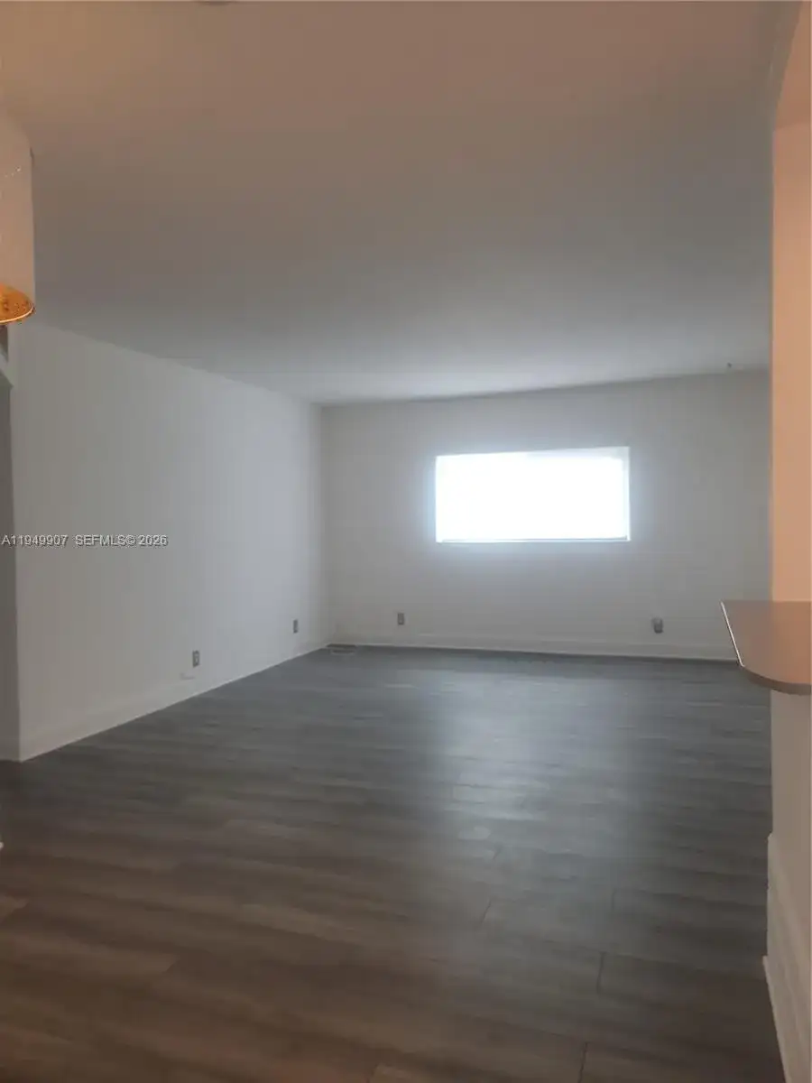 651 Pine Dr # 110, Pompano Beach FL 33060 photo 4