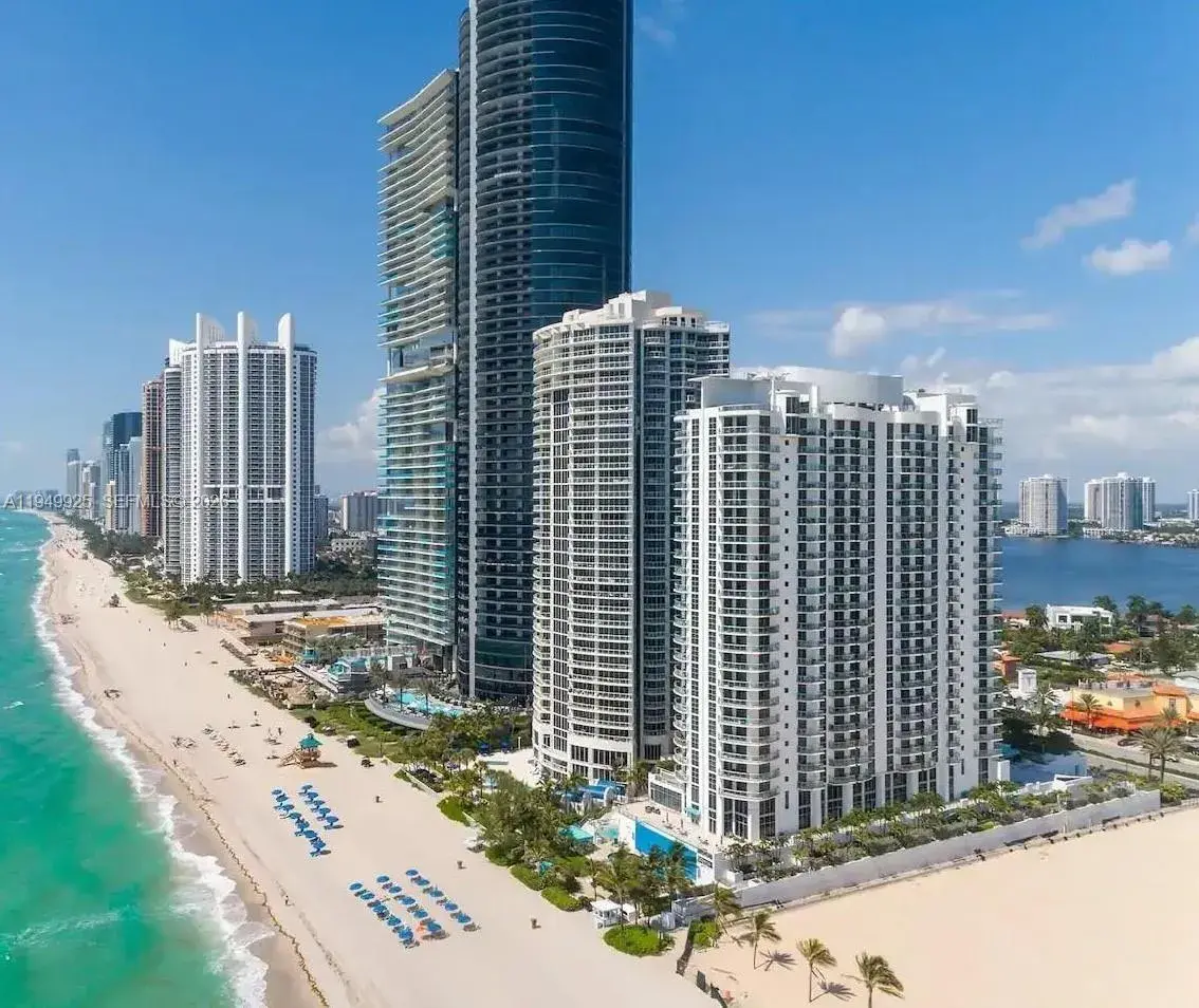 18683 Collins Ave # 1601, Sunny Isles Beach FL 33160