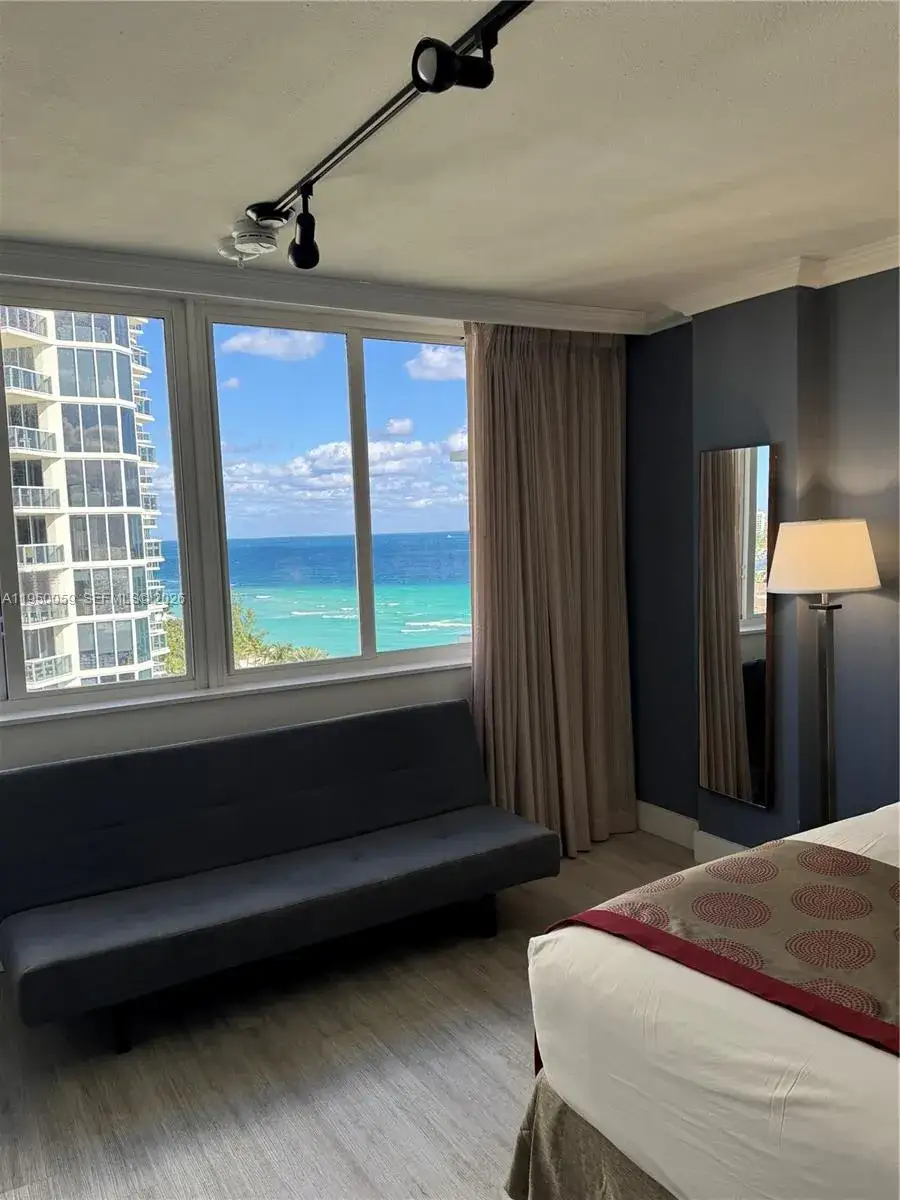 19201 Collins Ave # 1018, Sunny Isles Beach FL 33160