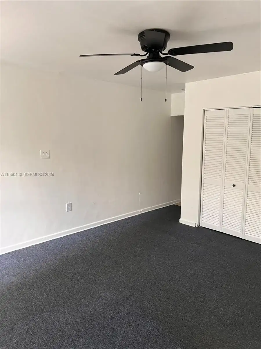 1946 NE 167th St # 3A, North Miami Beach FL 33162 photo 2