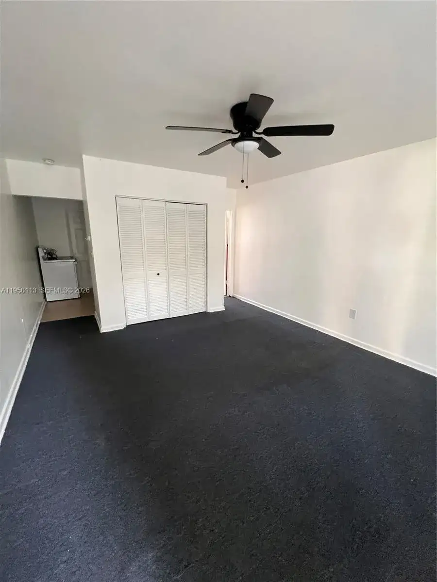 1946 NE 167th St # 3A, North Miami Beach FL 33162 photo 3