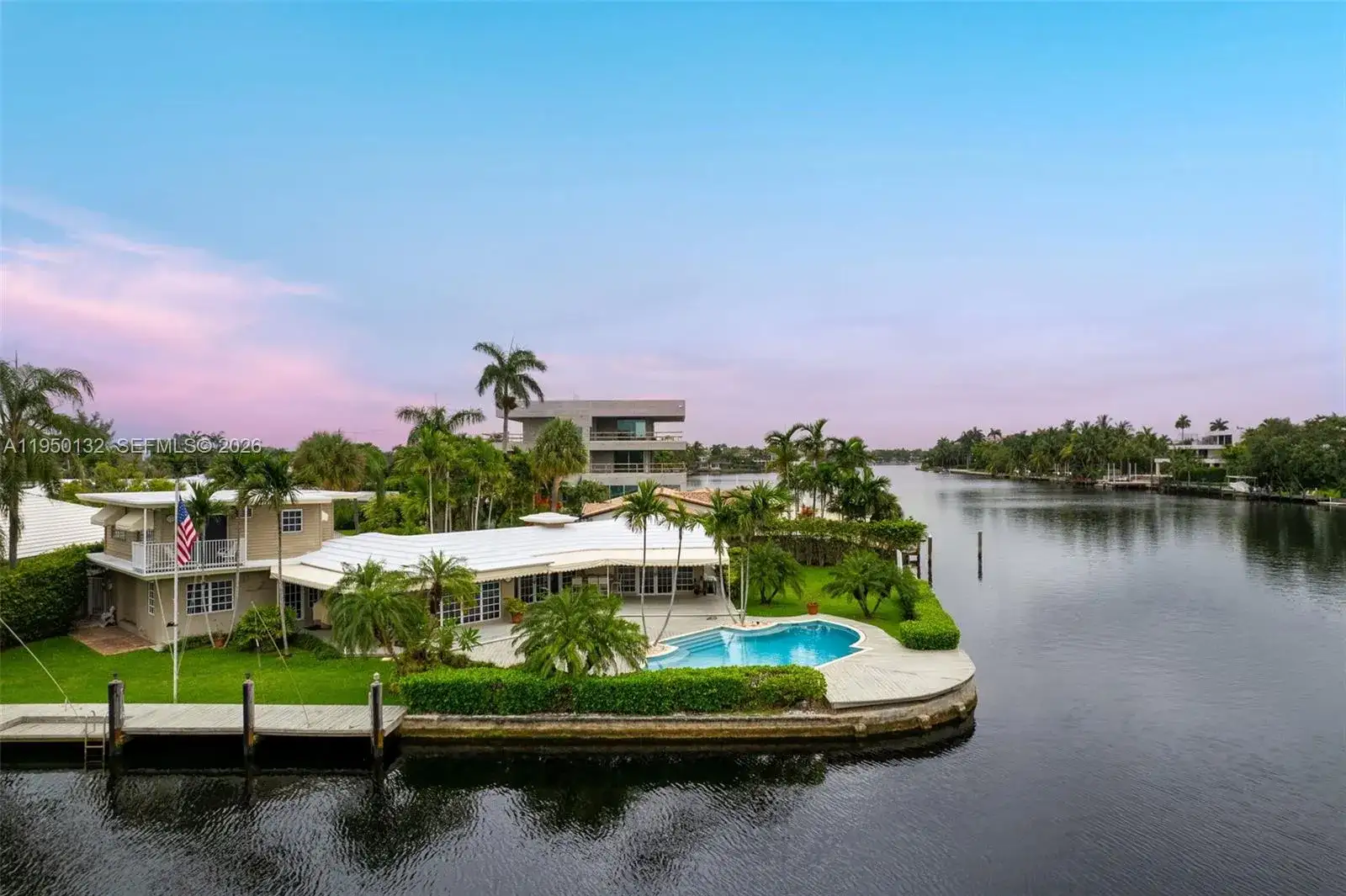 2130 NE 15th St, Fort Lauderdale FL 33304 photo 3