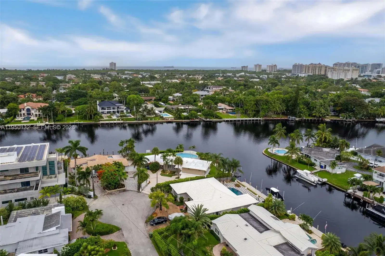 2130 NE 15th St, Fort Lauderdale FL 33304 photo 4