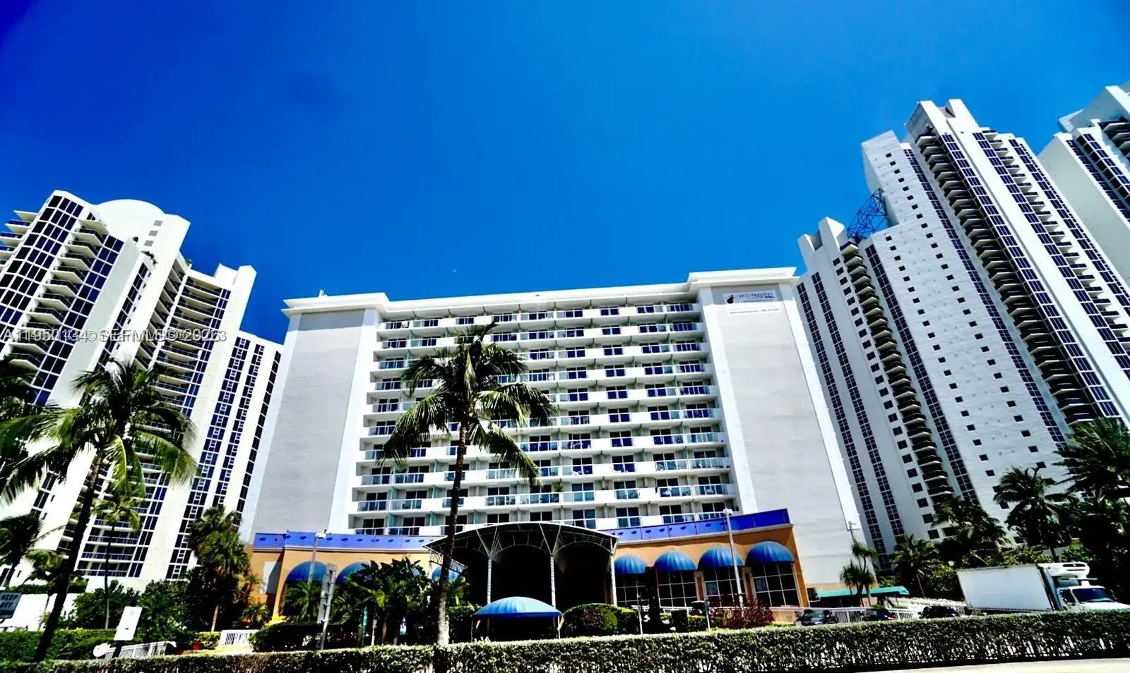 19201 Collins Ave # 1033, Sunny Isles Beach FL 33160