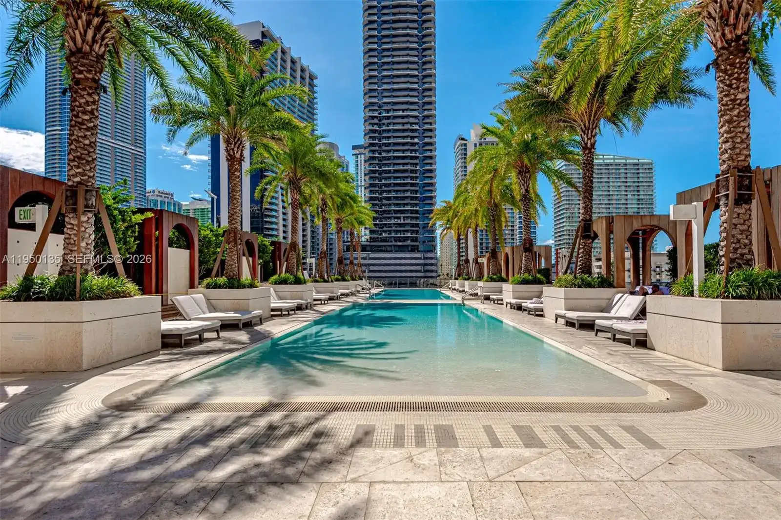801 S Miami Ave # 3802, Miami FL 33130 photo 2