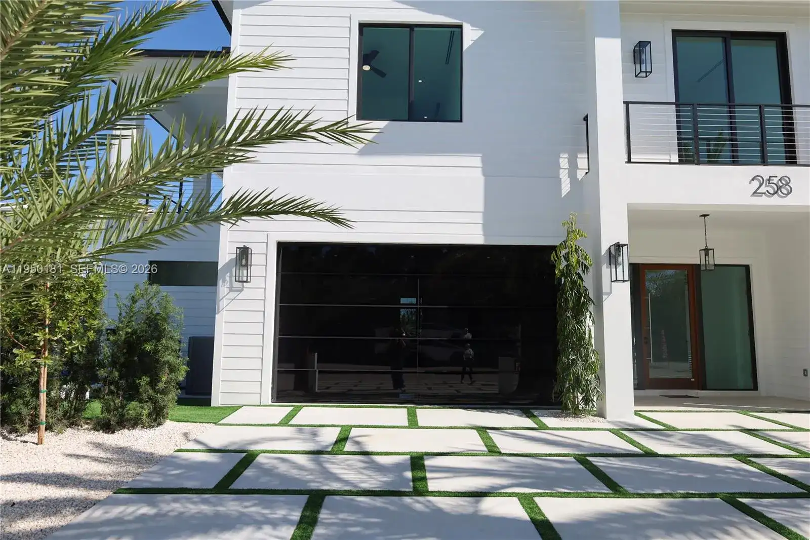 258 Caribbean Dr, Key Largo FL 33037 photo 3