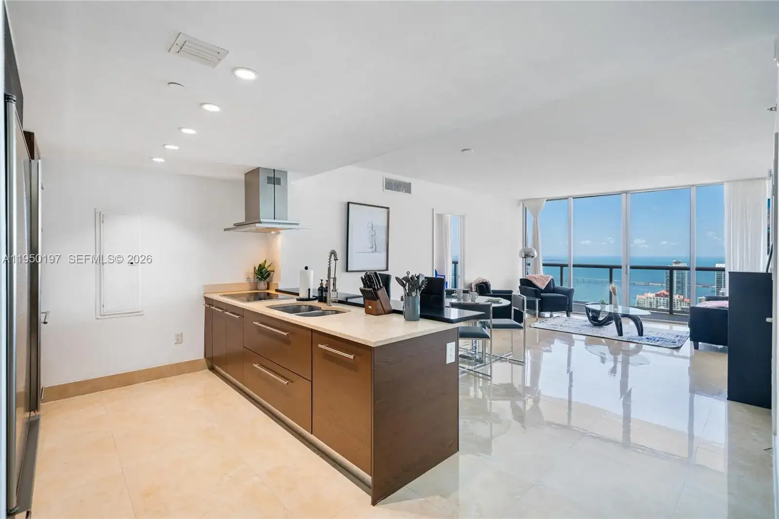 495 Brickell # 5705, Miami FL 33131 photo 3