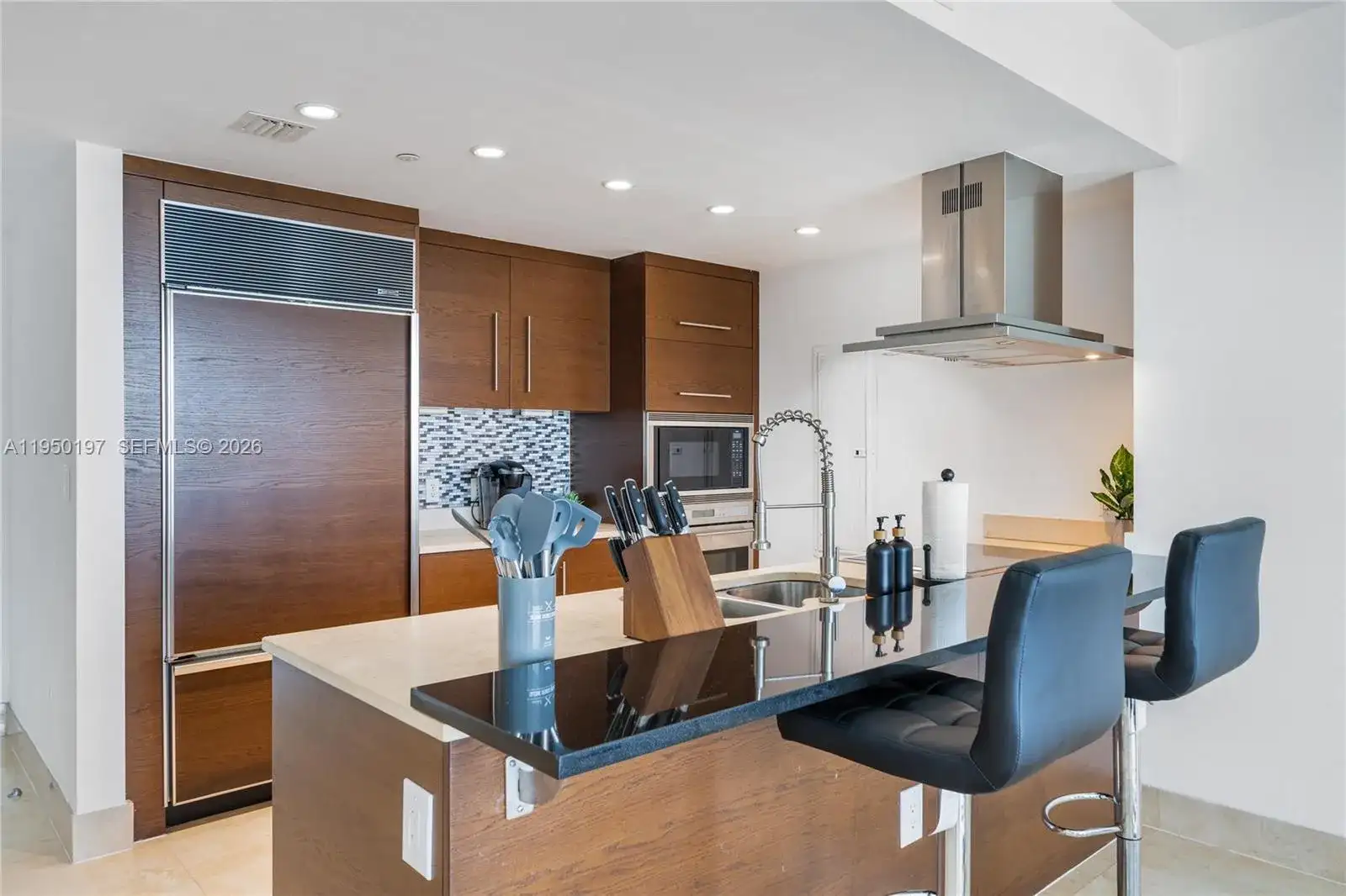 495 Brickell # 5705, Miami FL 33131 photo 5
