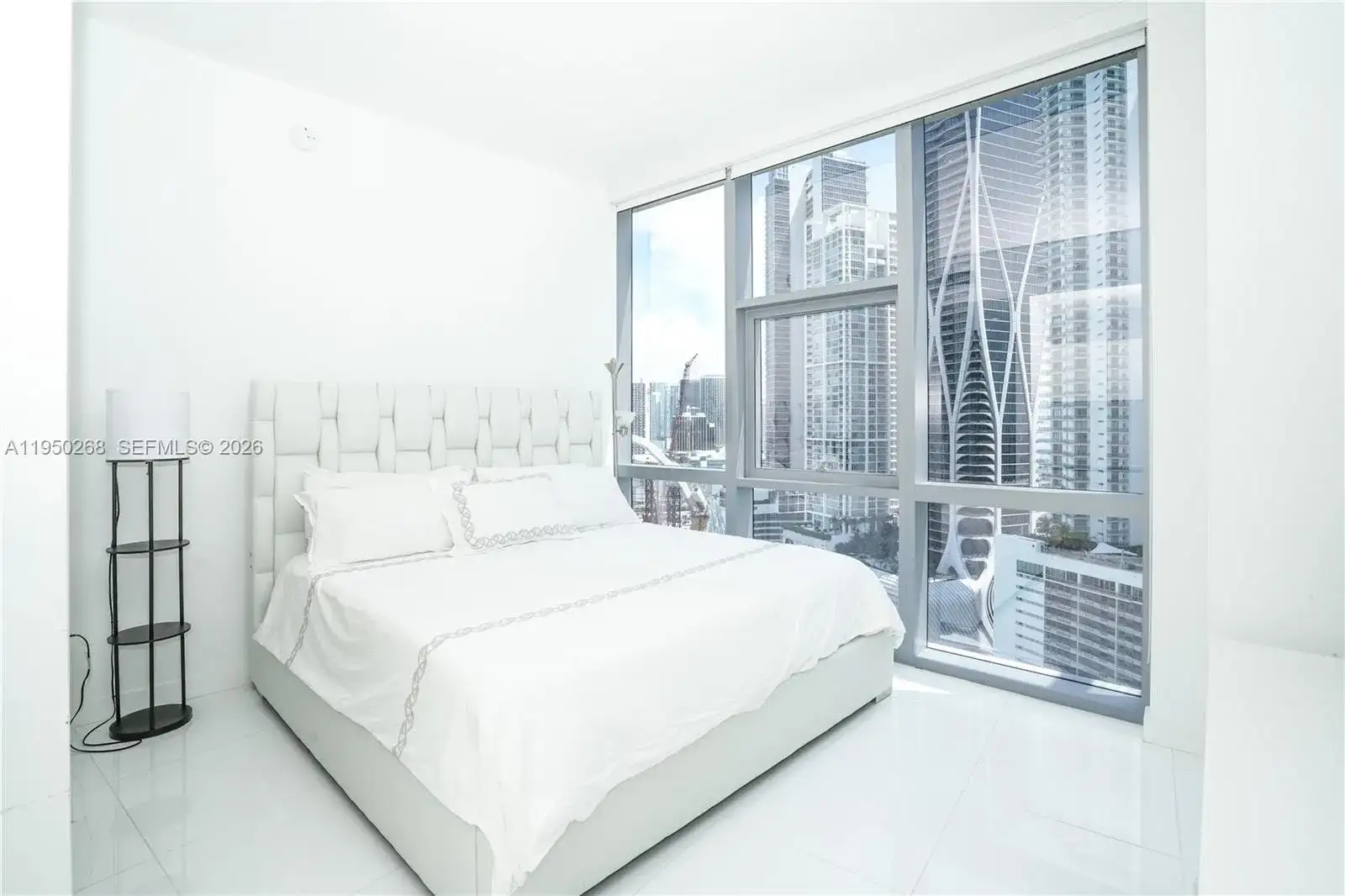 851 NE 1st Ave # 2101, Miami FL 33132 photo 4
