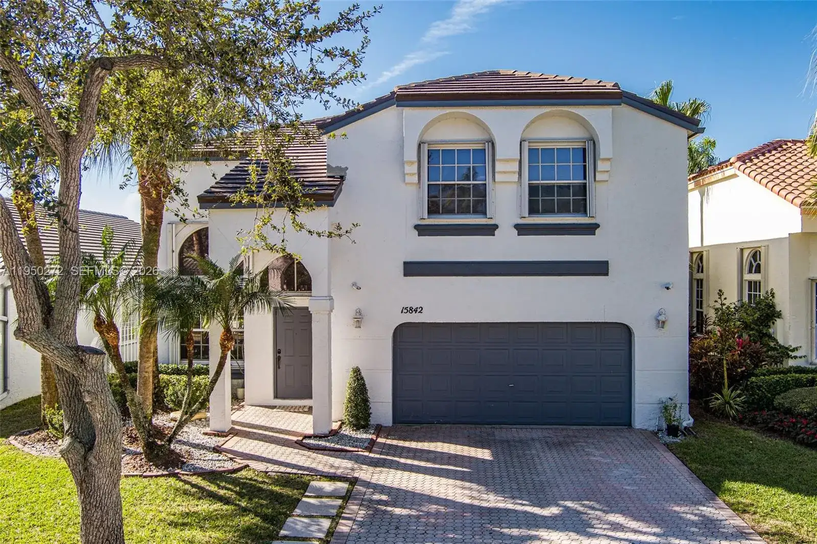 15842 NW 10th St, Pembroke Pines FL 33028 photo 3