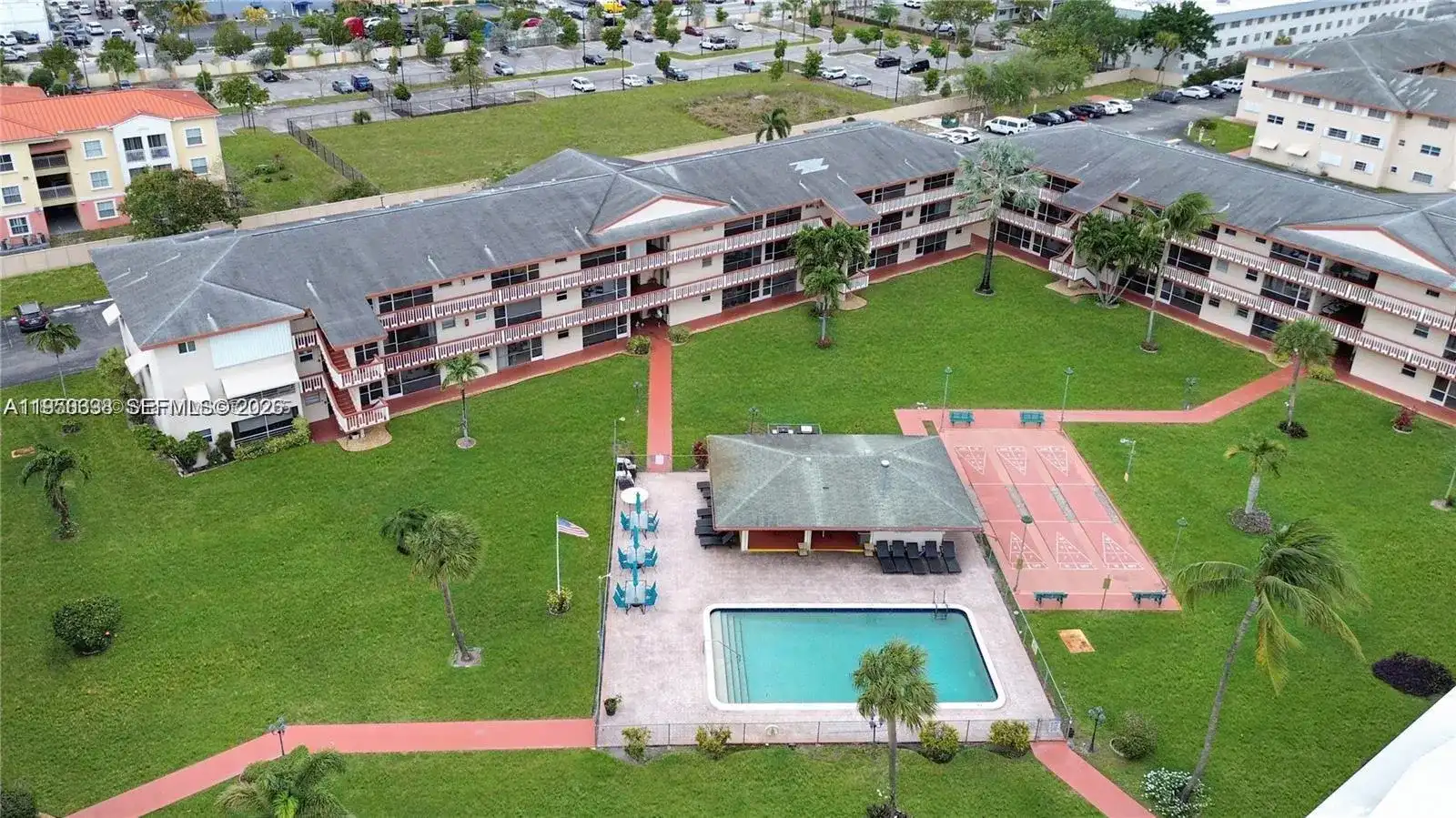 5300 Washington St # S112, Hollywood FL 33021