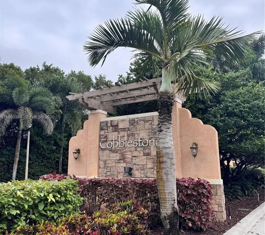 14613 SW 13th St, Pembroke Pines FL 33027