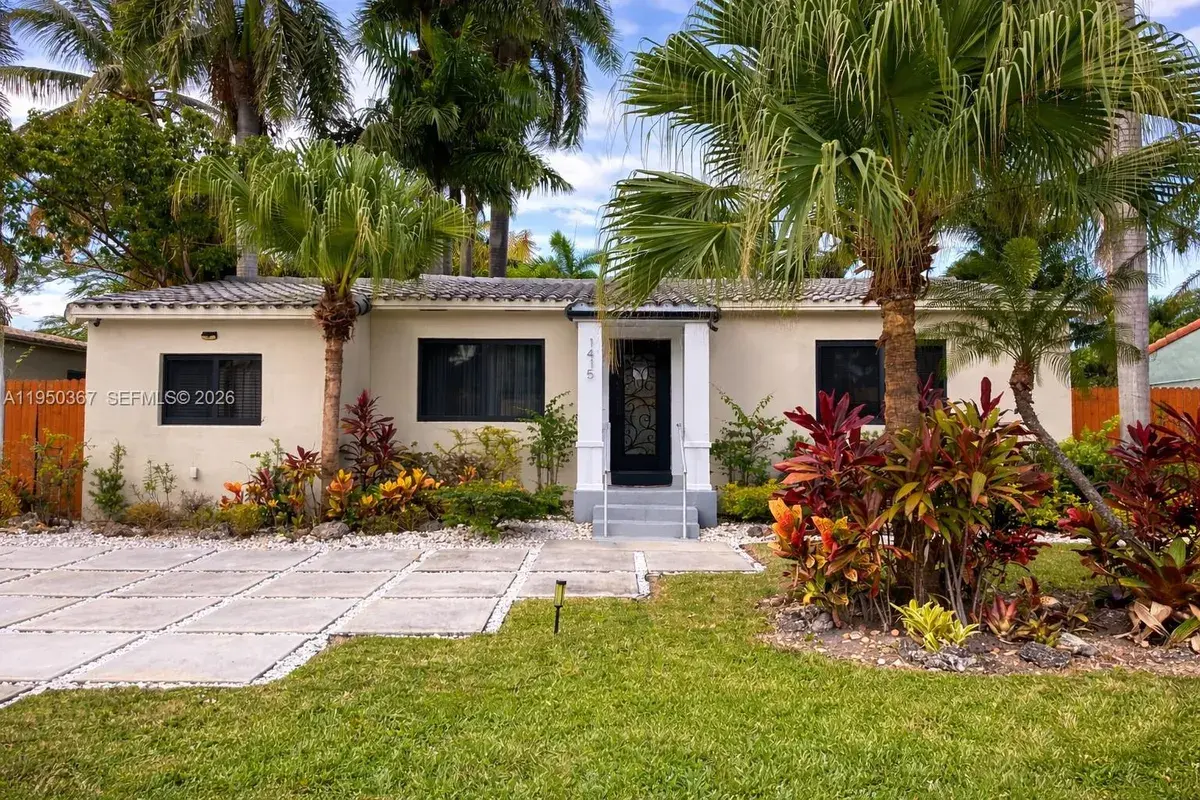 1415 Mayo St, Hollywood FL 33020
