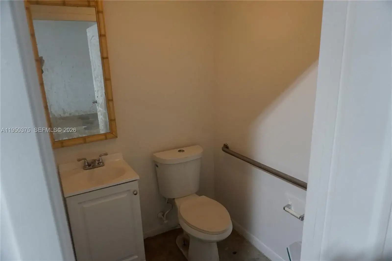 13875 SW 142nd Ave, Miami FL 33186 photo 4