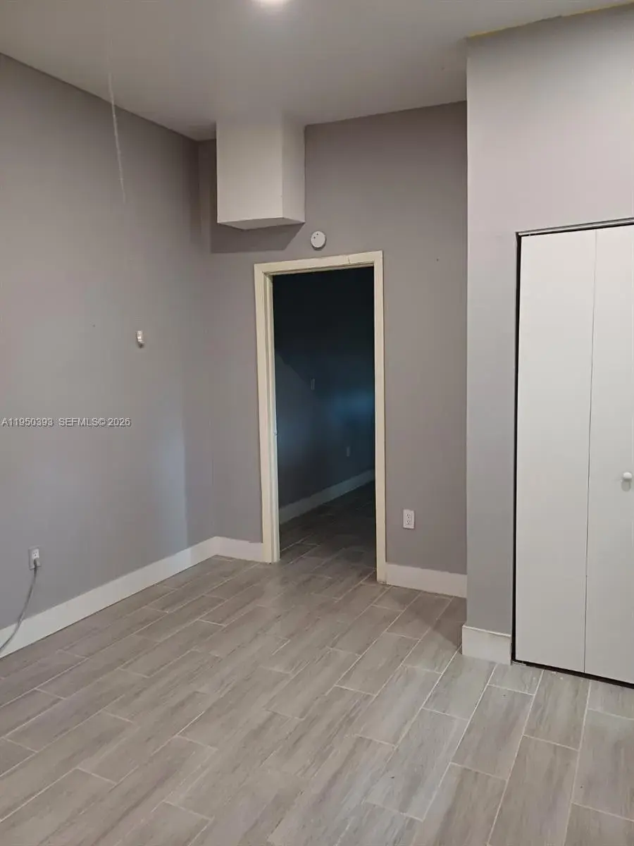 85 NW 46th St # 2, Miami FL 33127