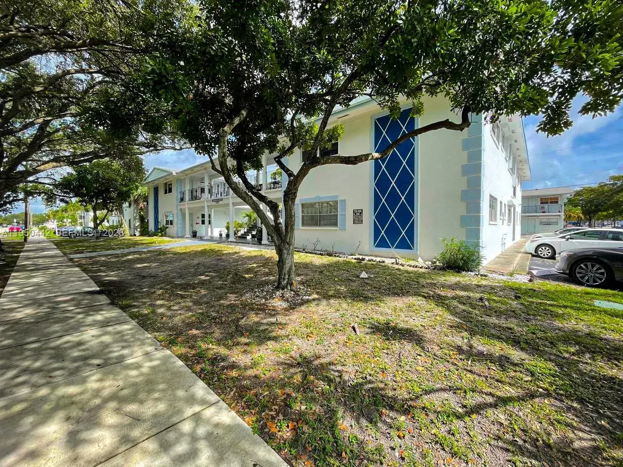 3515 Van Buren St # A, Hollywood FL 33021