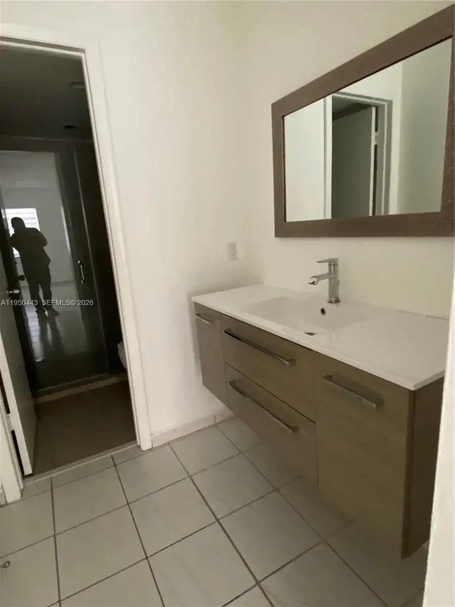 295 NW 72nd Ave # 304, Miami FL 33126 photo 5