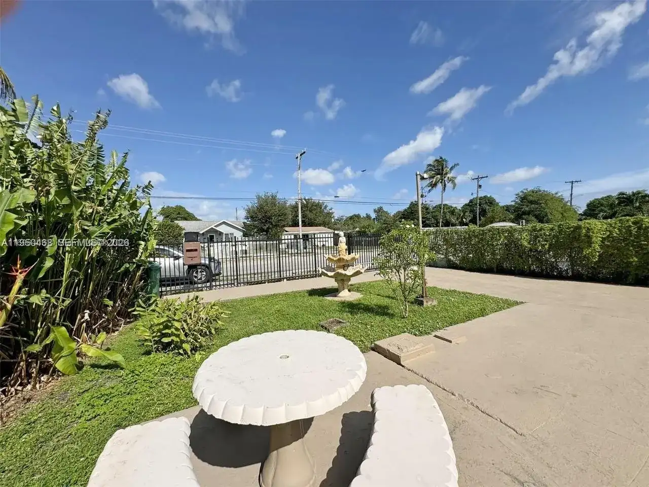 2982 NW 95th St, Miami FL 33147 photo 3