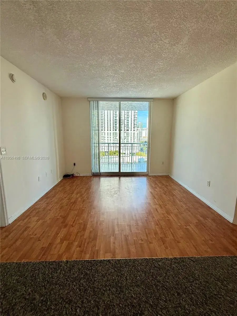 275 NE 18th St # 910, Miami FL 33132