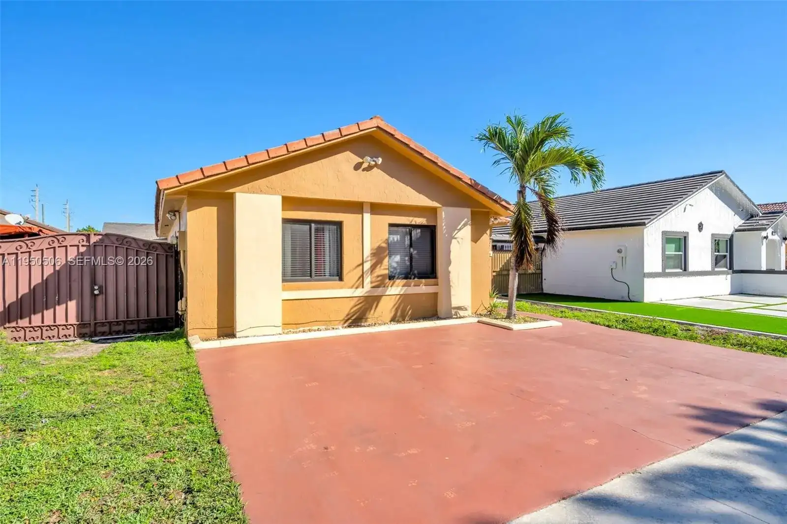 7579 W 31st Ave, Hialeah FL 33018 photo 2
