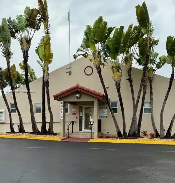 6100 SW 130th Ave # 1610, Miami FL 33183 photo 2
