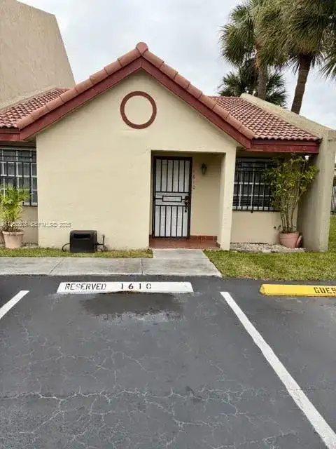 6100 SW 130th Ave # 1610, Miami FL 33183 photo 3