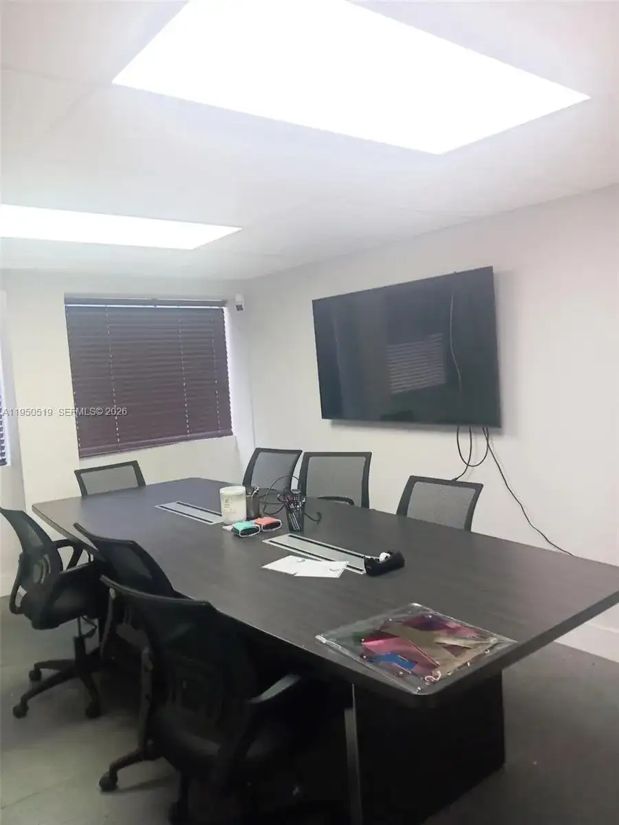 8360 W Flagler St # 202, Miami FL 33144 photo 4