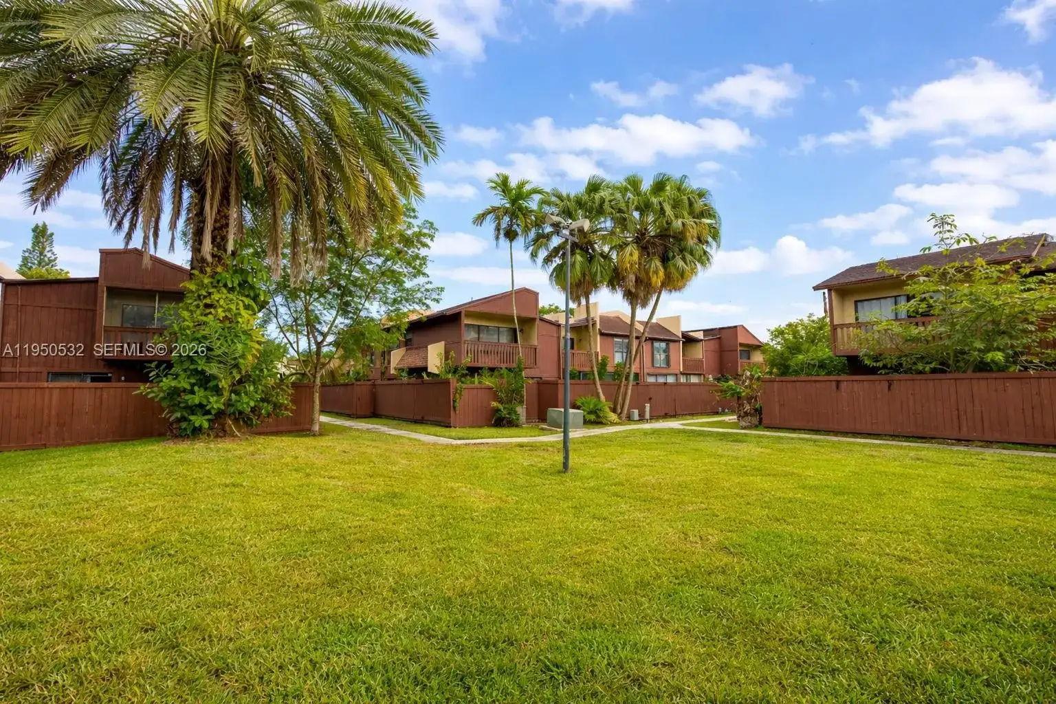 6534 SW 114th Pl # 75, Miami FL 33173 photo 2