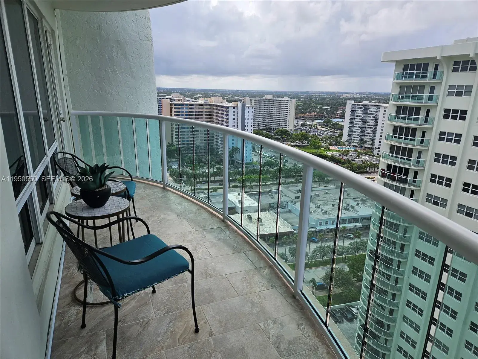 3400 Galt Ocean Dr # 2105S, Fort Lauderdale FL 33308