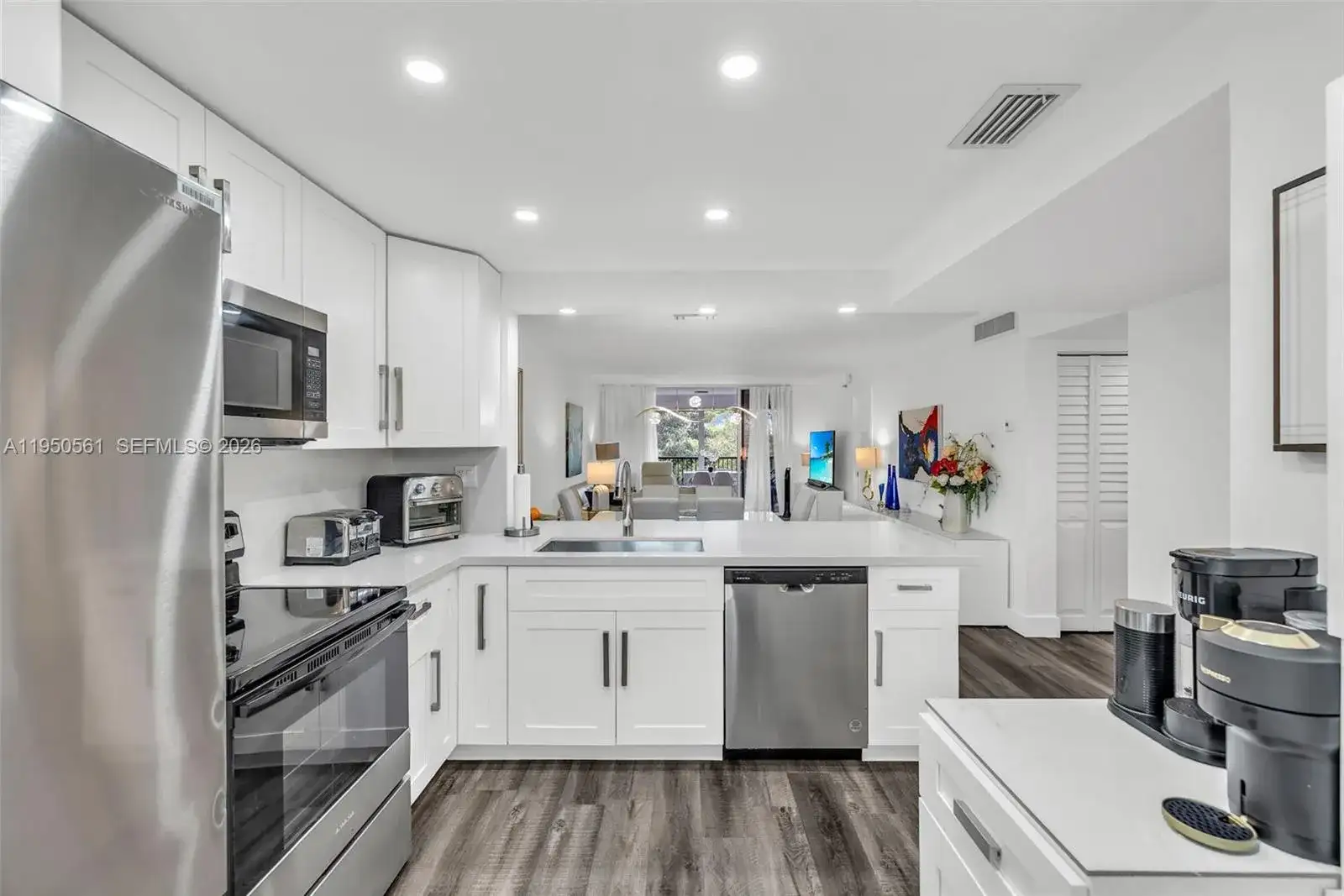 3910 Inverrary Blvd # B, Lauderhill FL 33319 photo 5
