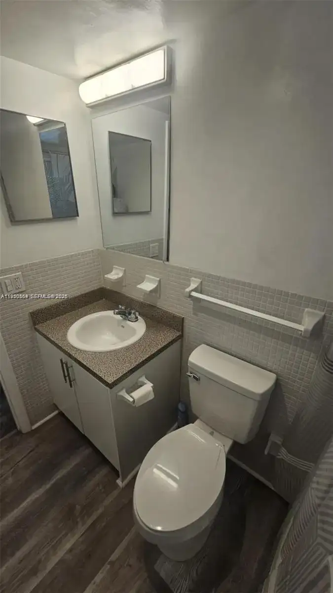 1500 NE 127th St # 103, North Miami FL 33161 photo 4