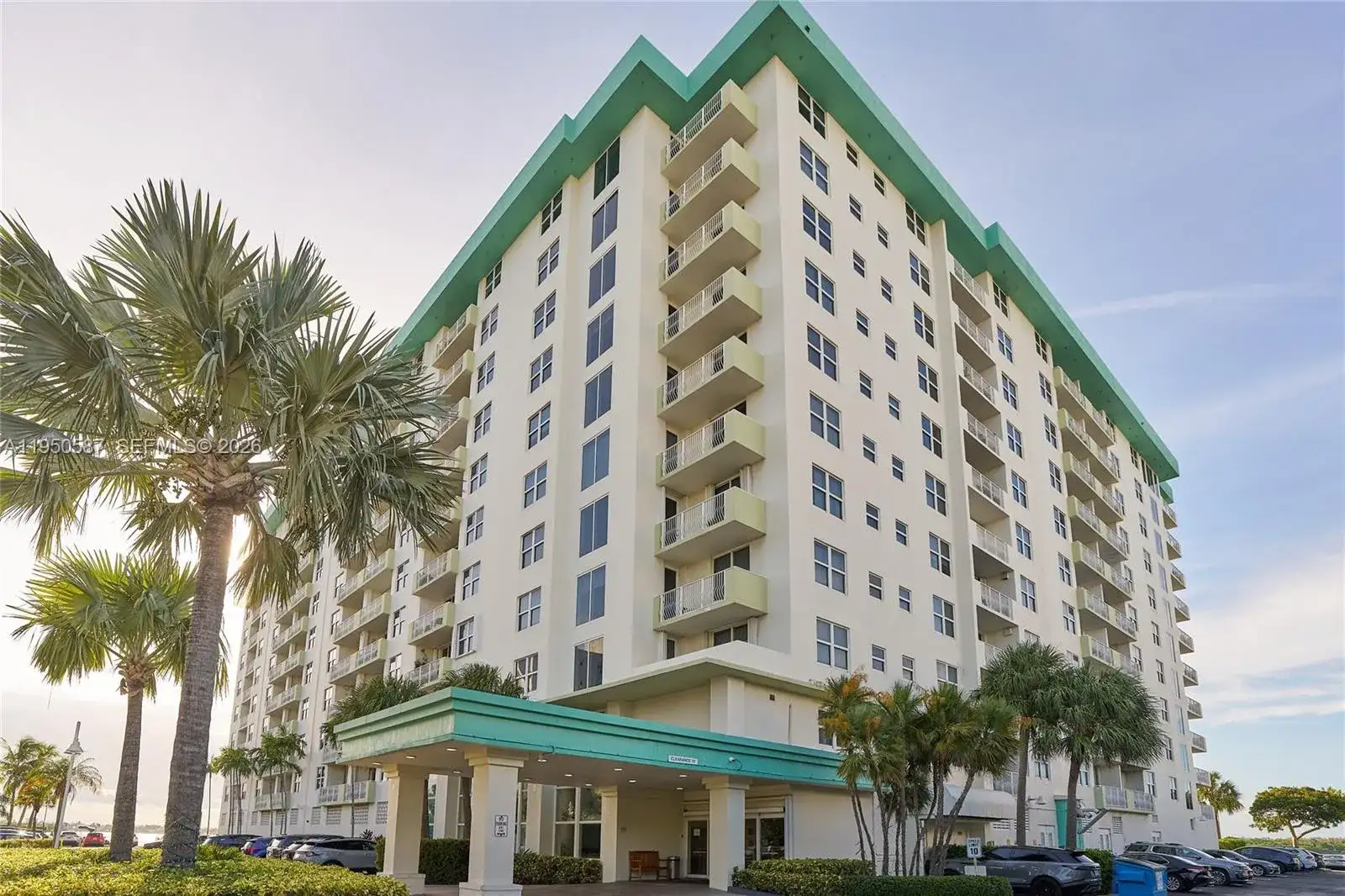 10350 W Bay Harbor Dr # 8F, Bay Harbor Islands FL 33154 photo 2