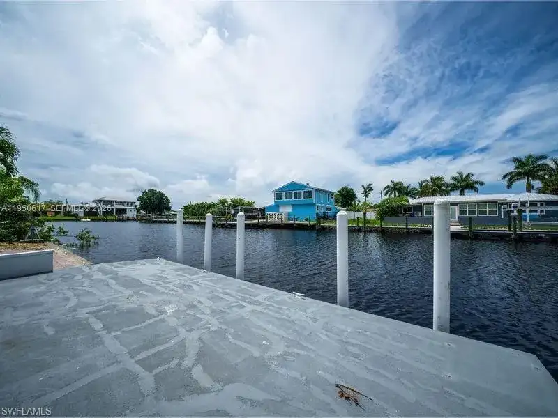 2153 W Channel Way, Other City - In The State Of Florida FL 33917 photo 3