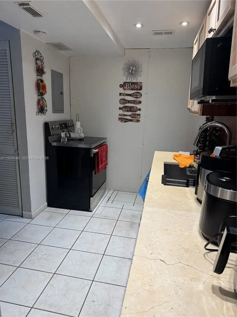 19317 NW 47th Ave # 19137, Miami Gardens FL 33055 photo 5