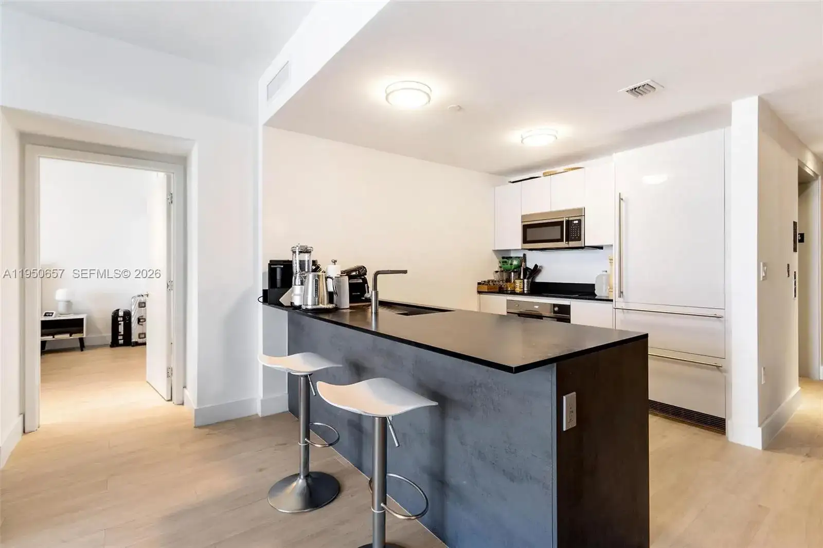 1010 Brickell Ave # 1404, Miami FL 33131 photo 5