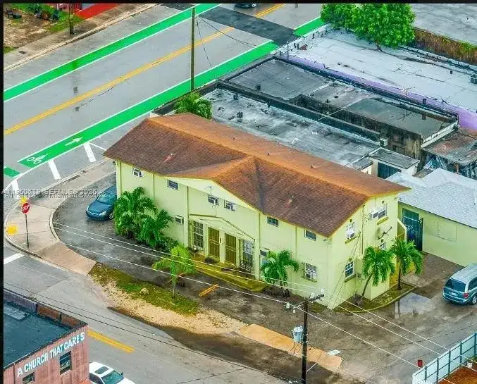 1500 NW 69th Ter, Miami FL 33147 photo 2