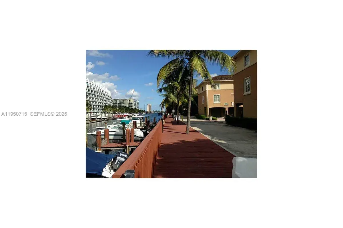 2931 NE 185th St # 1101, Aventura FL 33180