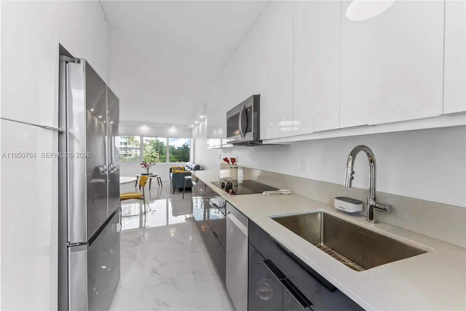 3250 NE 28th St # 403, Fort Lauderdale FL 33308
