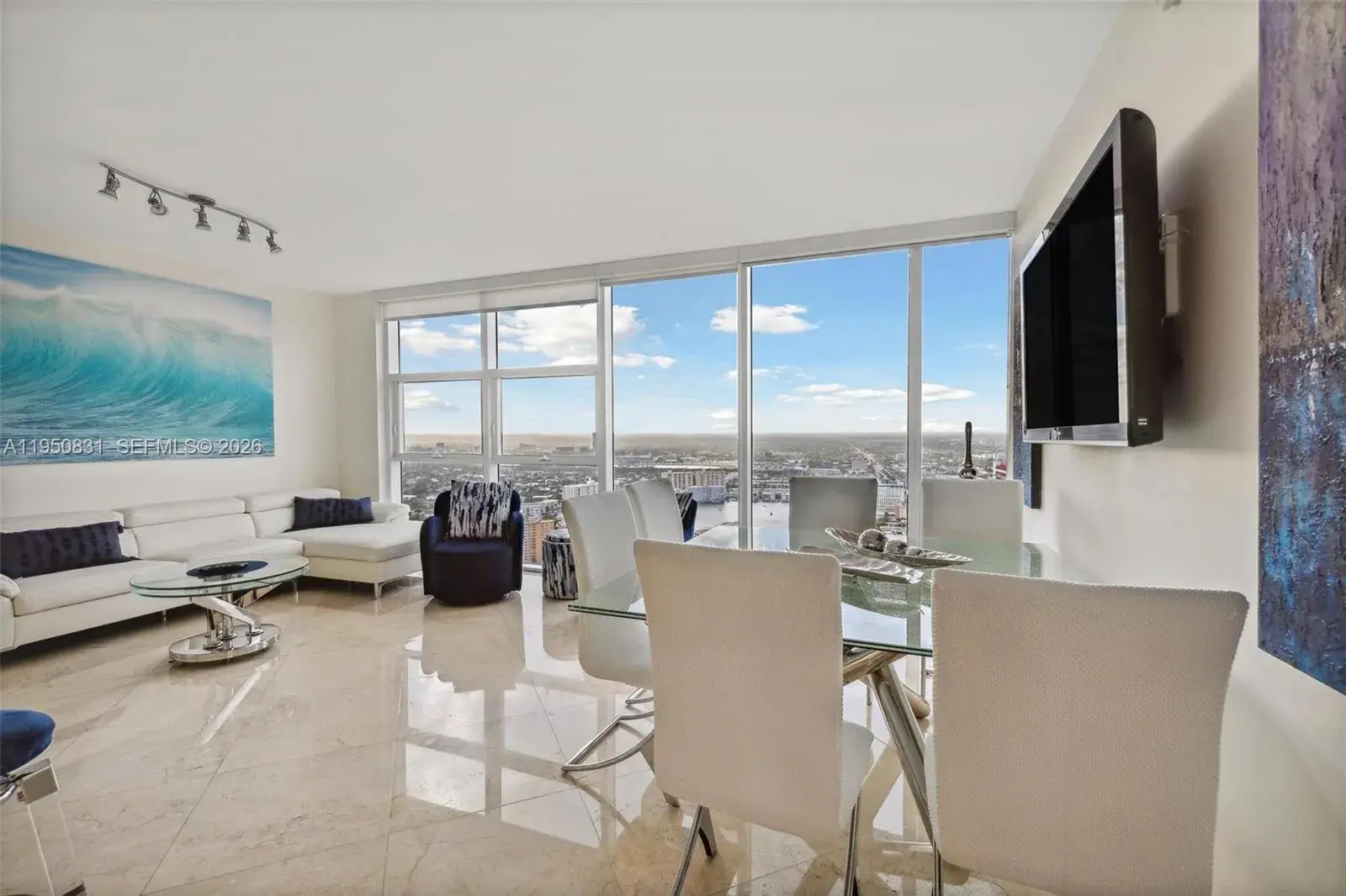 1830 S OCEAN DR # 4307, Hallandale Beach FL 33009