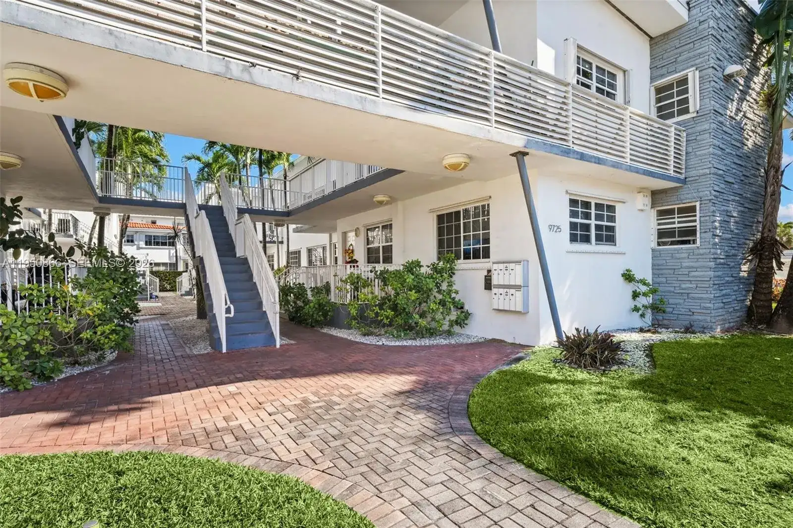 9725 Bay Harbor Ter # 24, Bay Harbor Islands FL 33154 photo 4