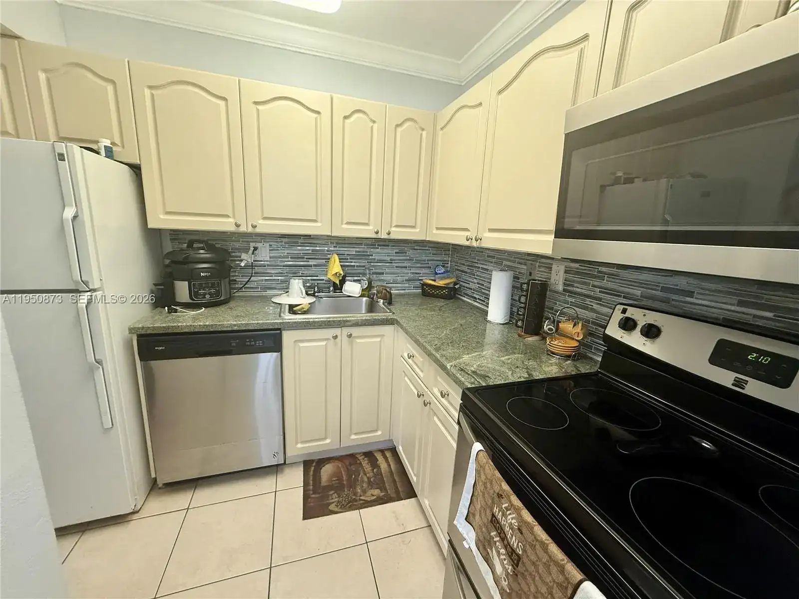 10413 N Kendall Dr # B208, Miami FL 33176 photo 2